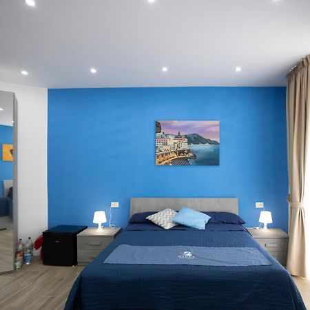 Giuly Suites & Rooms Napoli Ngoại thất bức ảnh
