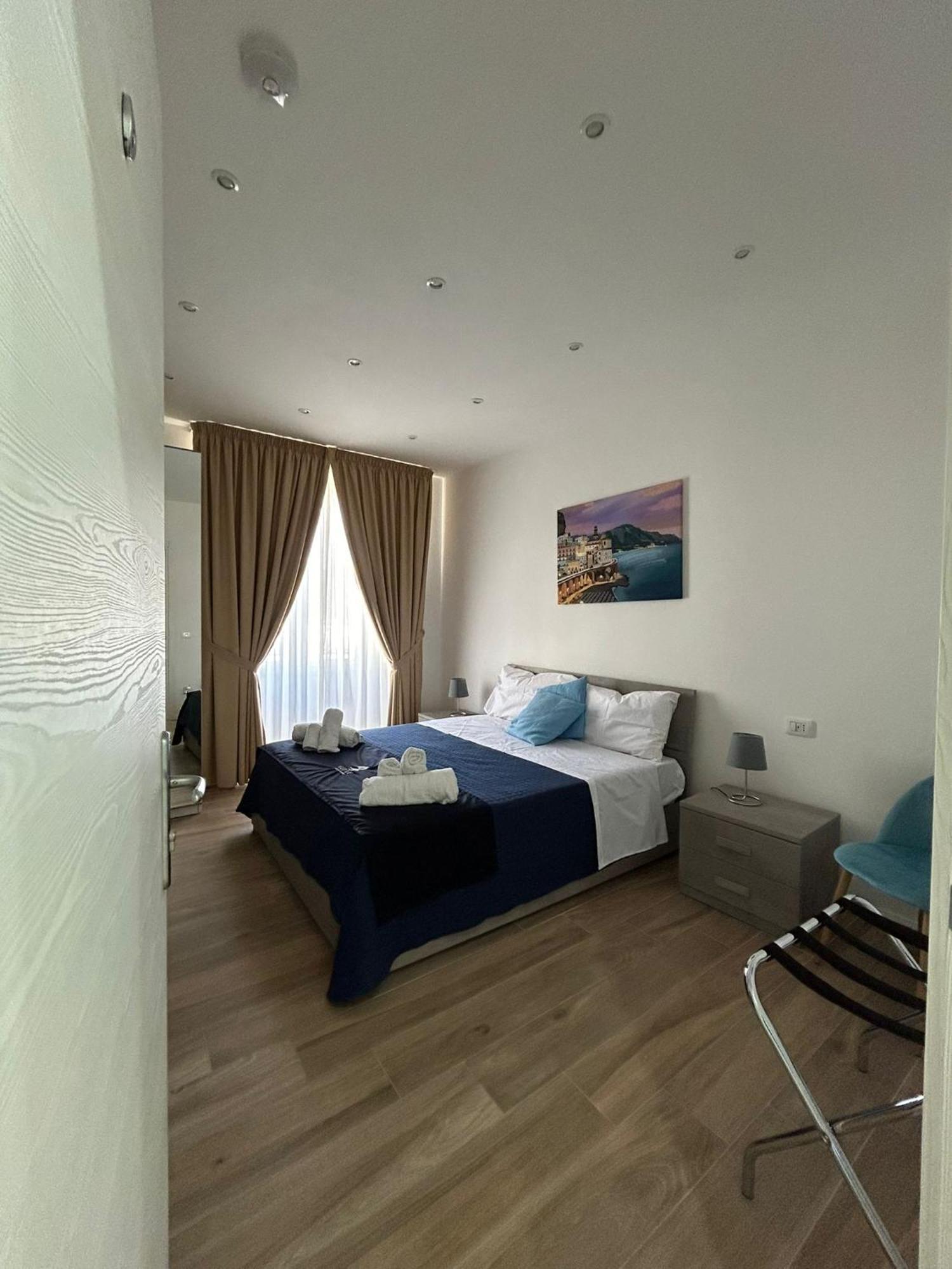 Giuly Suites & Rooms Napoli Ngoại thất bức ảnh